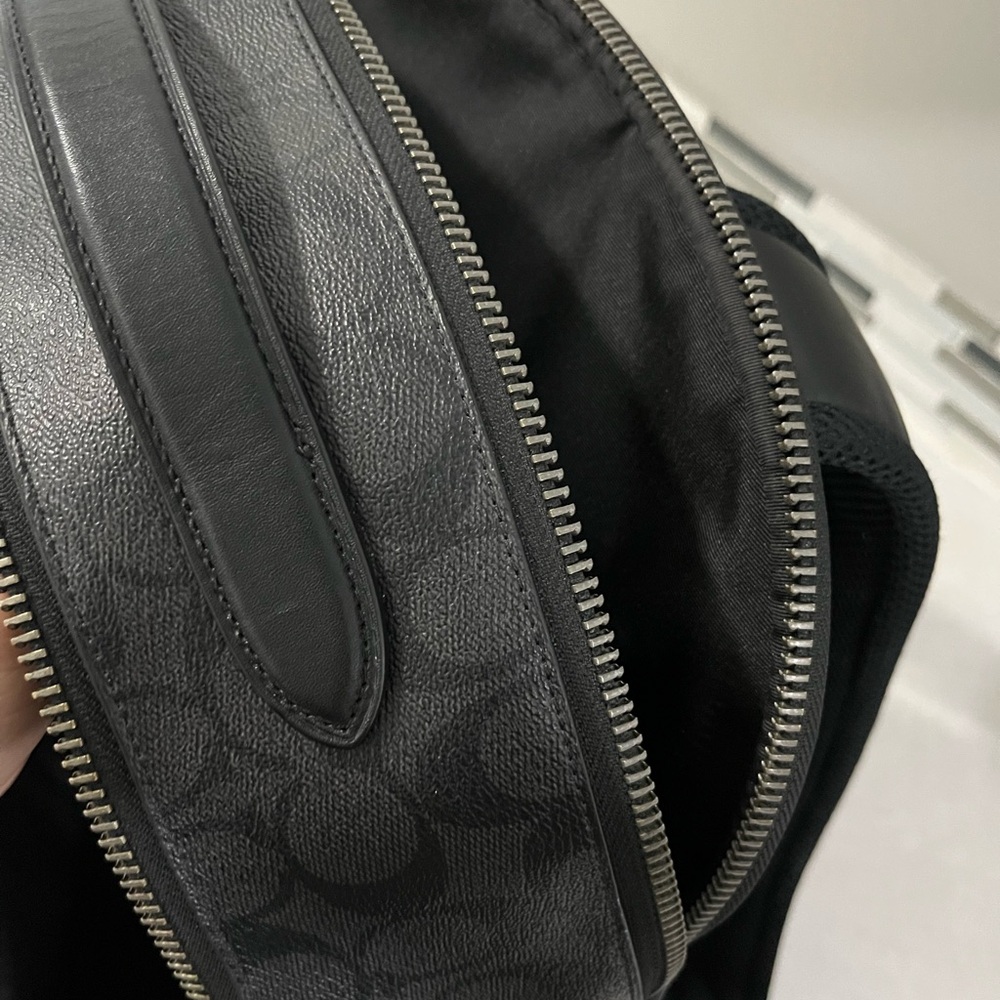 Coach Signature Black Men's Backpack - Picture 12 of 13